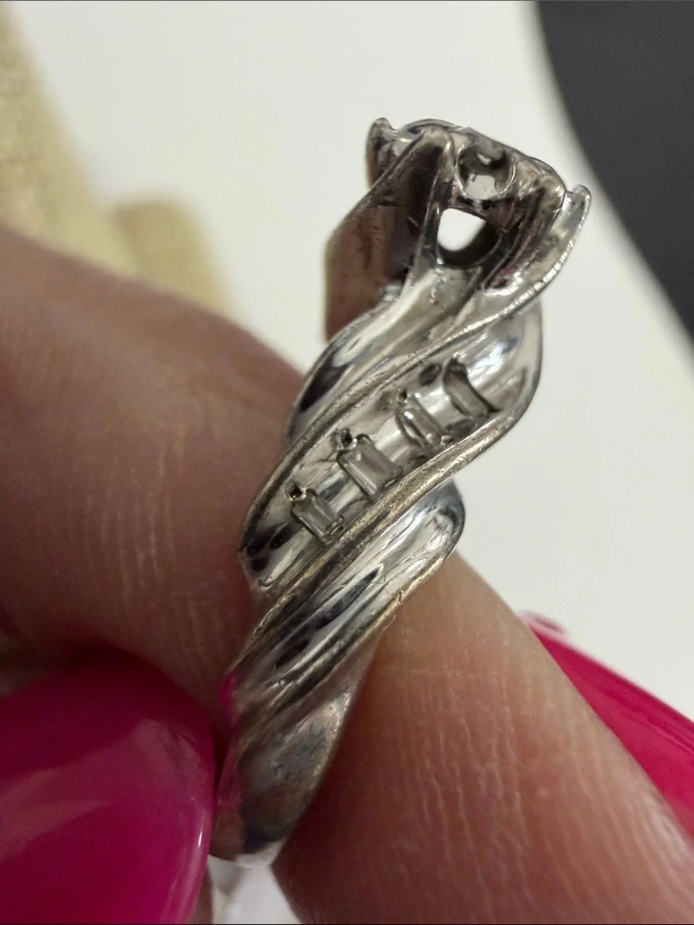 Sterling Silver Women's Diamond Accent Swirl Ring - Silver size 7
